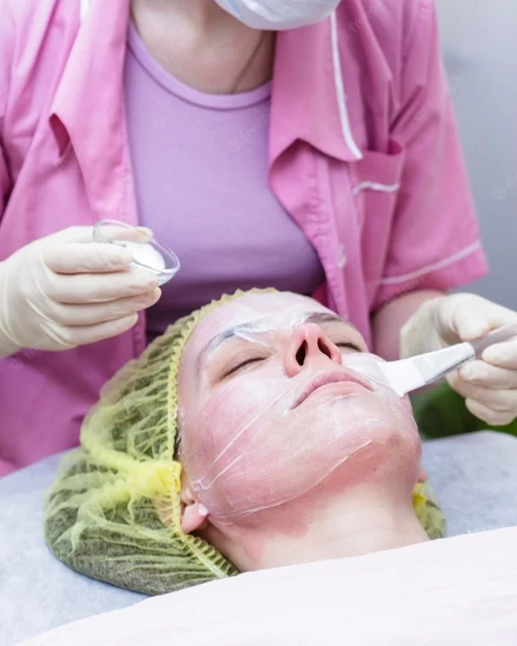 Chemical Peels Course pic